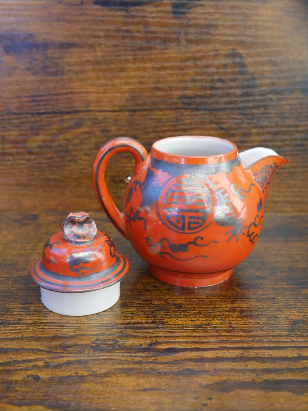 Meiji Period Red Dragon Ceramic Tea Set Cup & Saucer